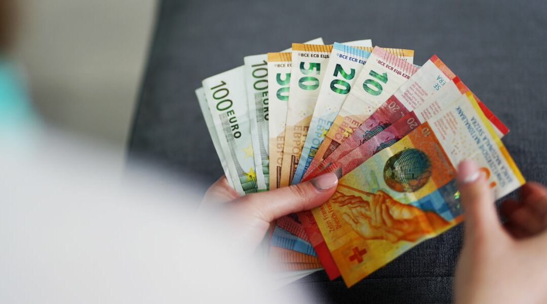 Que faire de ses devises non utilisées au retour ?